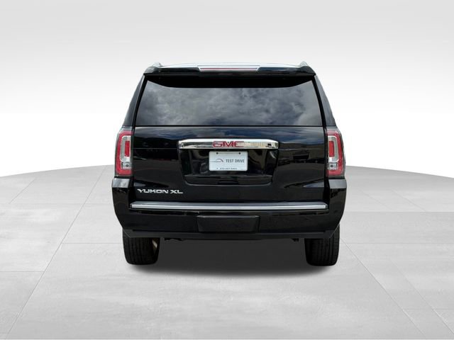 2017 Gmc Yukon XL Denali photo 4