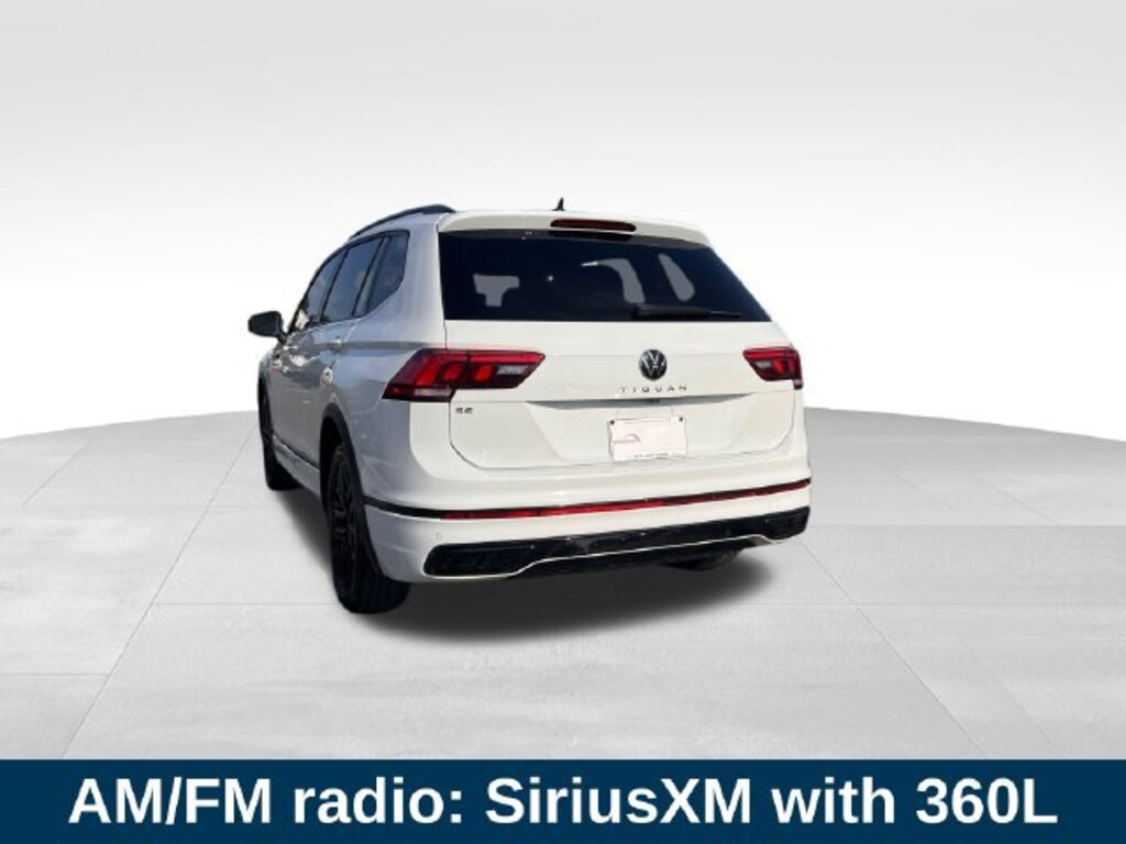 Used 2022 Volkswagen Tiguan SE R-Line Black 2.0T SE R-Line Black FWD