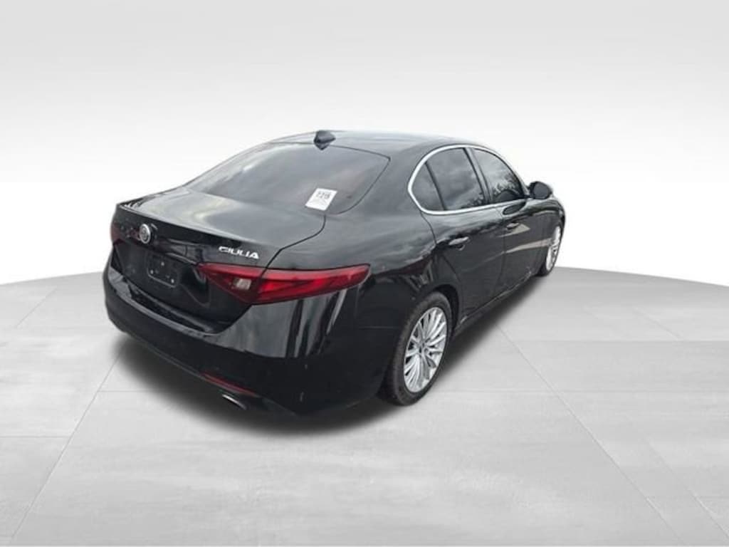 Used 2019 Alfa Romeo Giulia Sedan