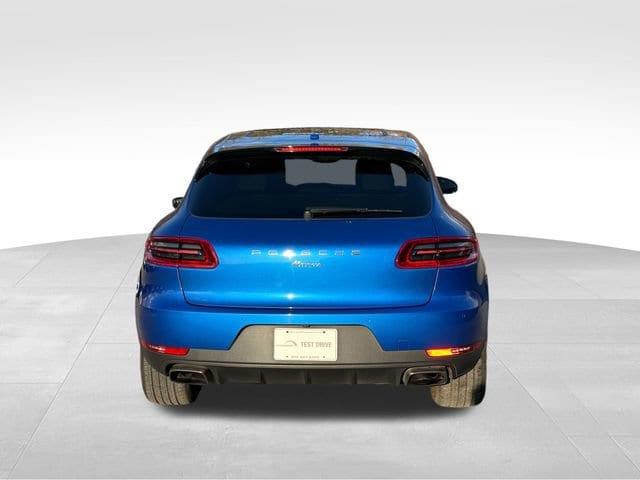2017 Porsche Macan photo 4