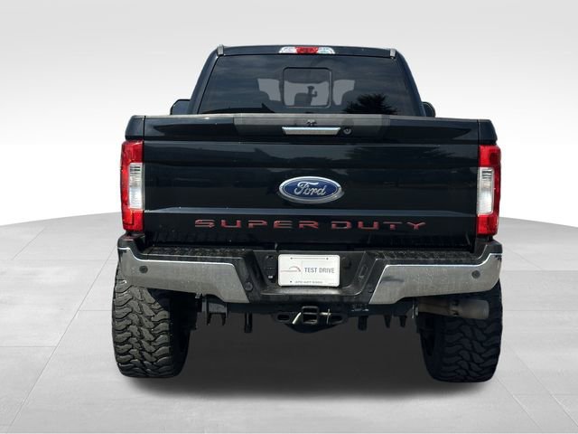 2018 Ford F-250 Lariat photo 4