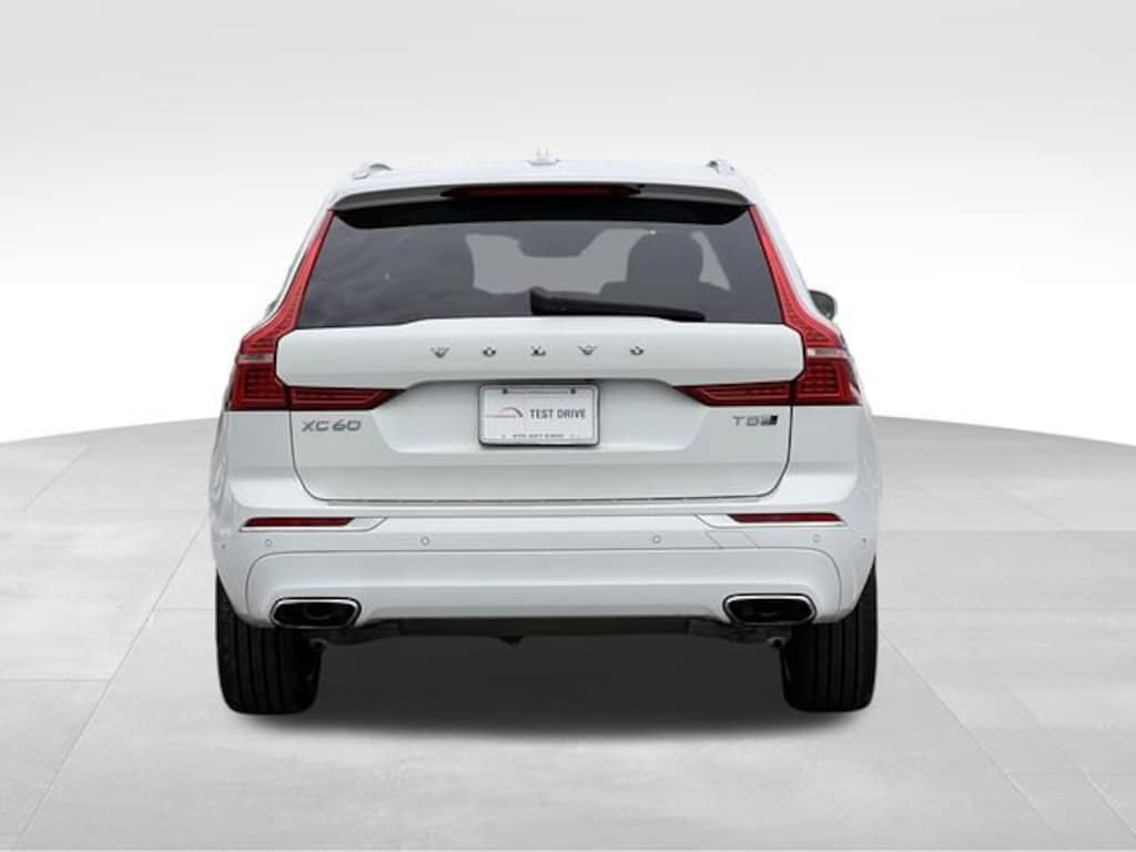 Used 2018 Volvo XC60 T5 AWD Inscription SUV