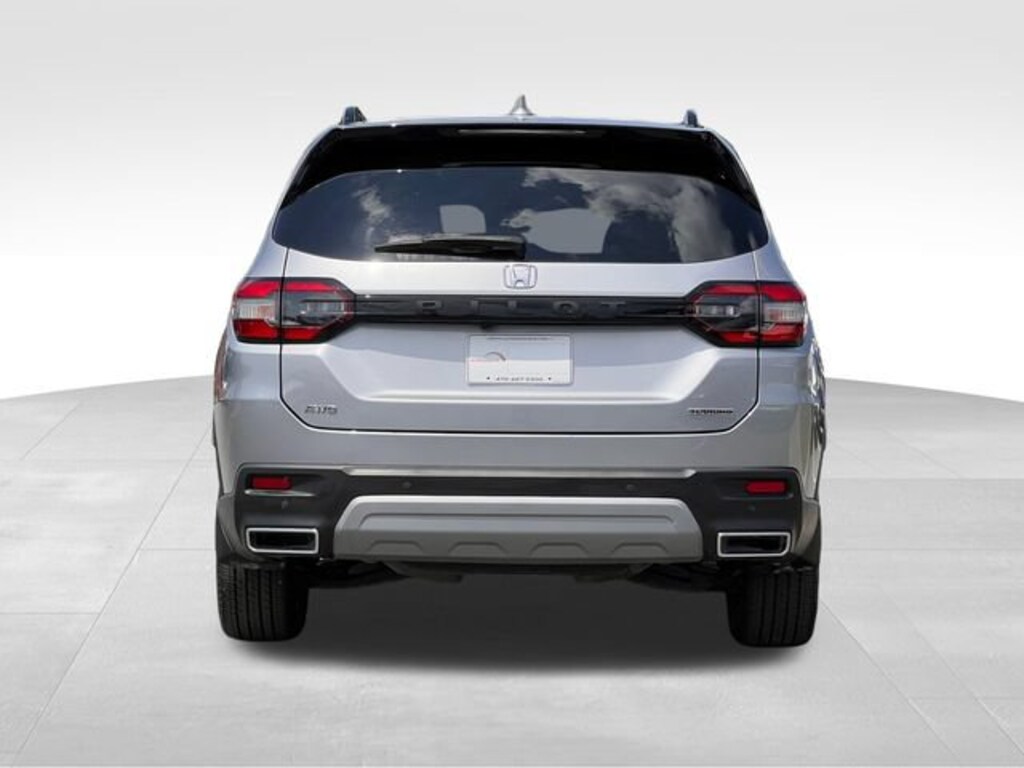 Used 2025 Honda Pilot Touring SUV