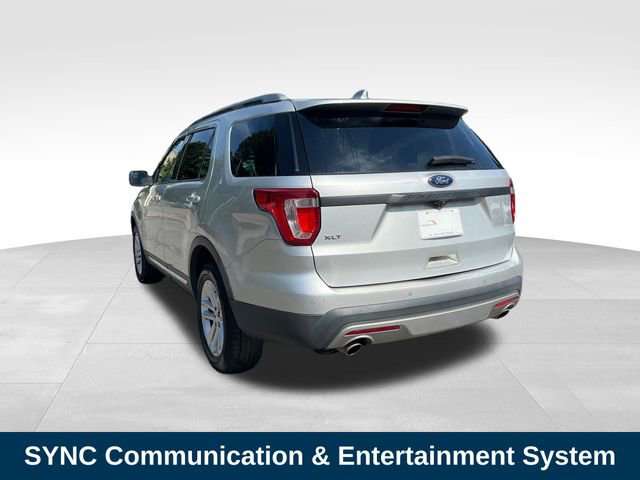 2017 Ford Explorer XLT photo 3
