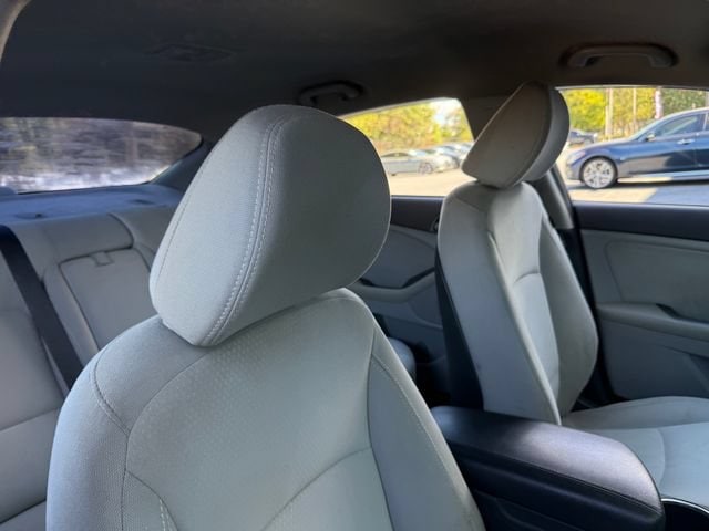 2015 Kia Optima LX - Photo 27