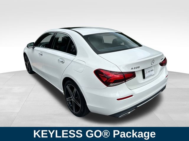 2021 Mercedes Benz A 220 photo 3