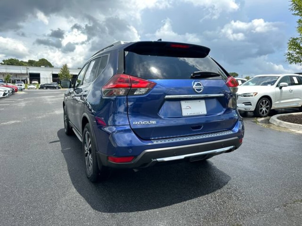Used 2020 Nissan Rogue SV SUV