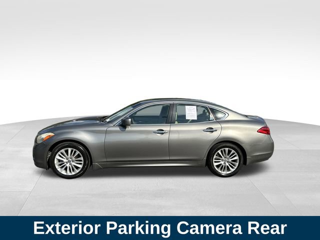 2011 Infiniti M37 photo 2