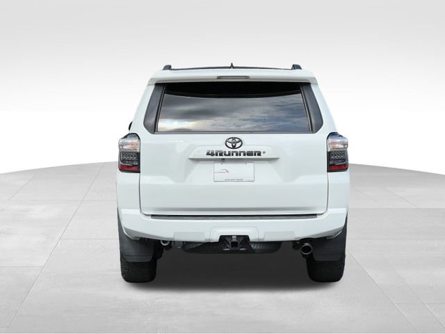 2021 Toyota 4Runner SR5 photo 4