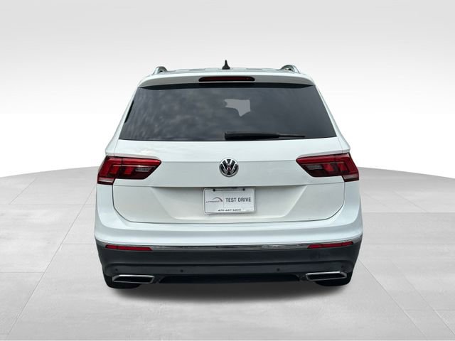 2020 Volkswagen Tiguan SEL photo 4