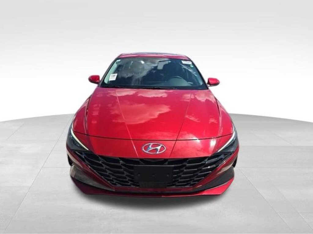 Used 2022 Hyundai Elantra Limited Sedan
