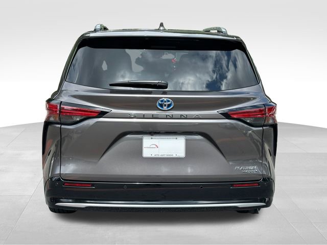 2024 Toyota Sienna Platinum photo 4