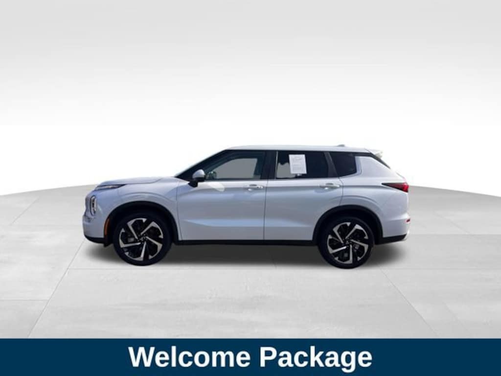 Used 2023 Mitsubishi Outlander SE SUV