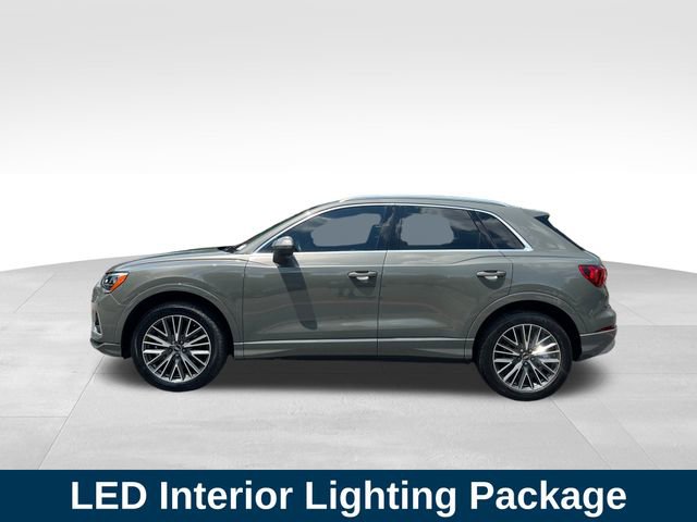 2022 Audi Q3 Premium photo 2