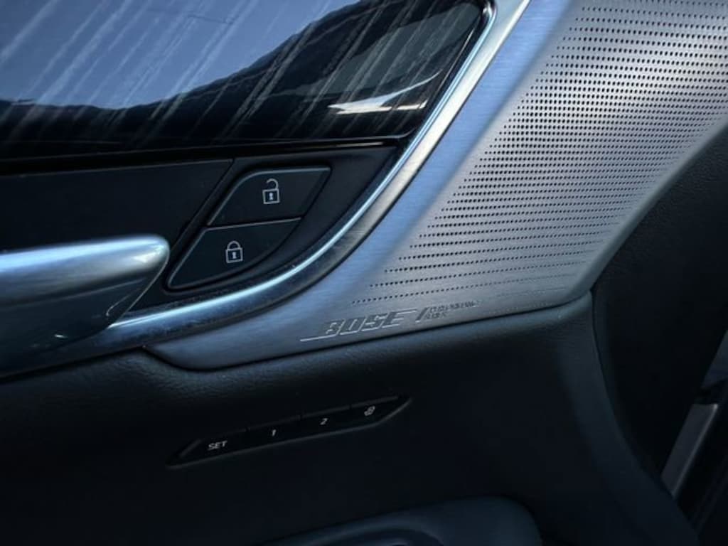 Used 2025 Cadillac XT6 FWD Premium Luxury FWD Premium Luxury