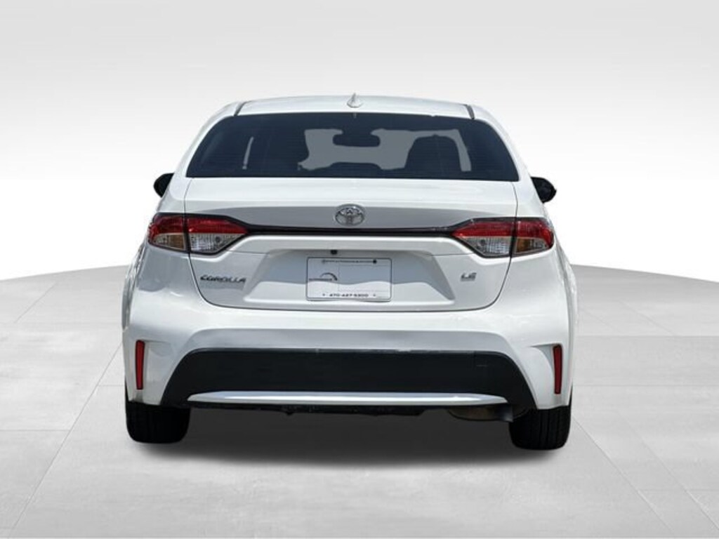 Used 2022 Toyota Corolla LE Sedan