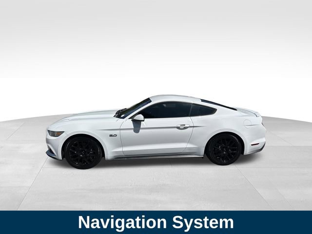 2016 Ford Mustang GT Premium photo 2