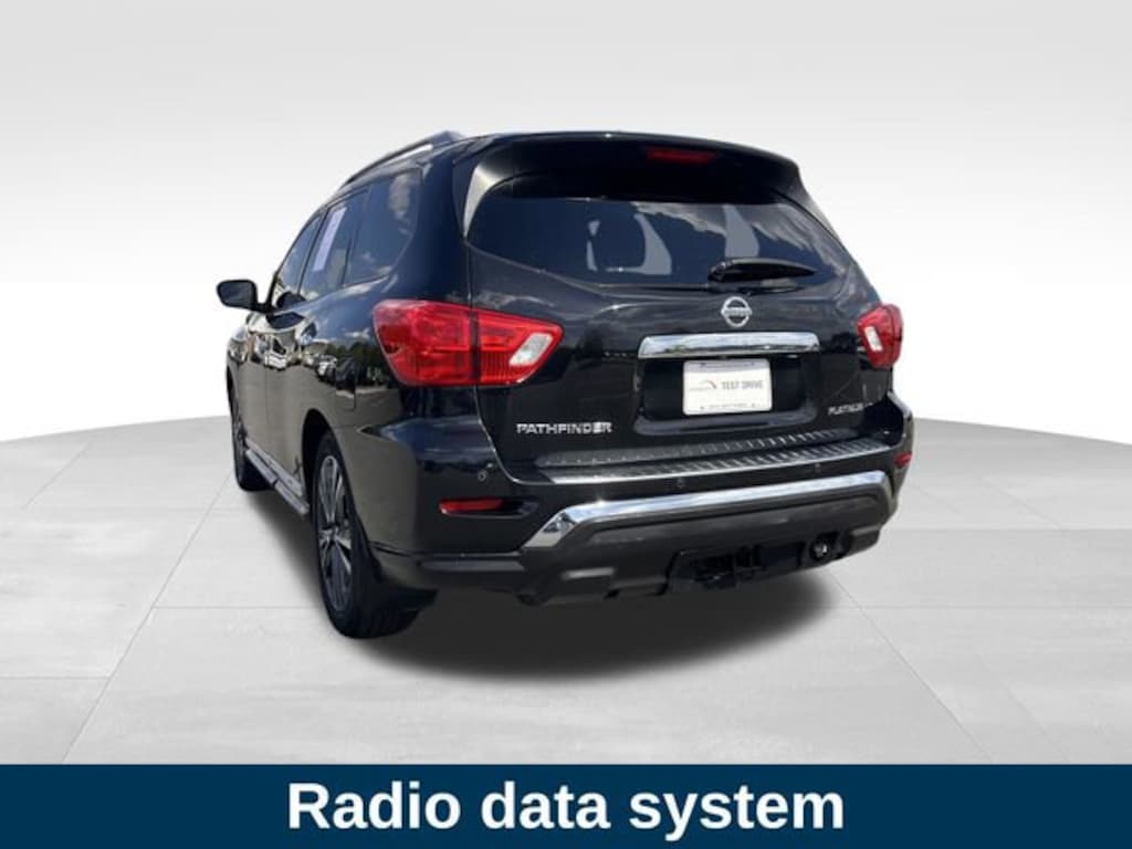 Used 2017 Nissan Pathfinder Platinum SUV