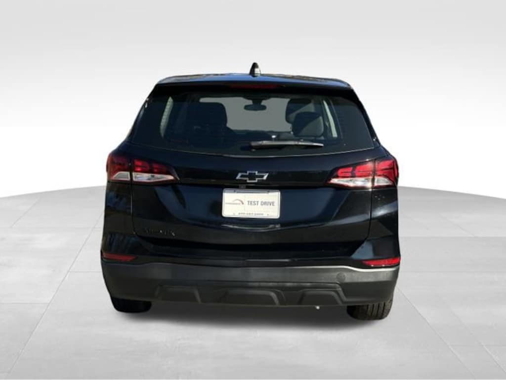 Used 2023 Chevrolet Equinox LS w/1LS SUV