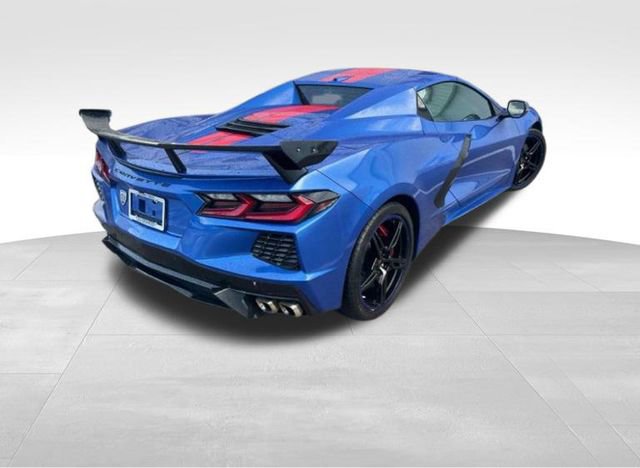 2021 Chevrolet Corvette Stingray 2LT photo 2