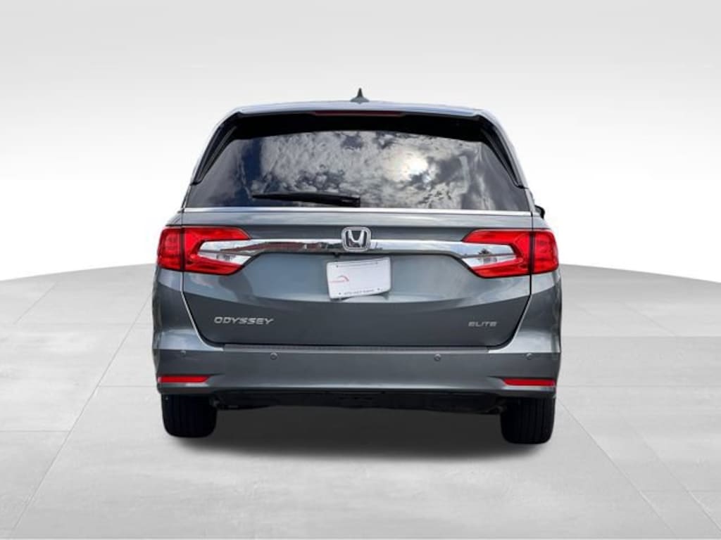 Used 2018 Honda Odyssey Elite Van