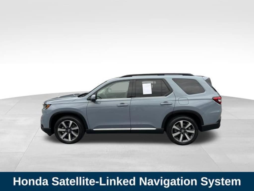 Used 2025 Honda Pilot Touring SUV