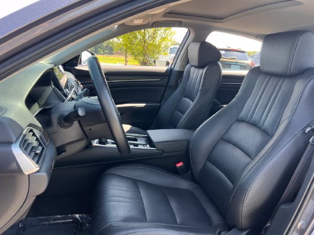 2022 Honda Accord EX-L - Photo 13