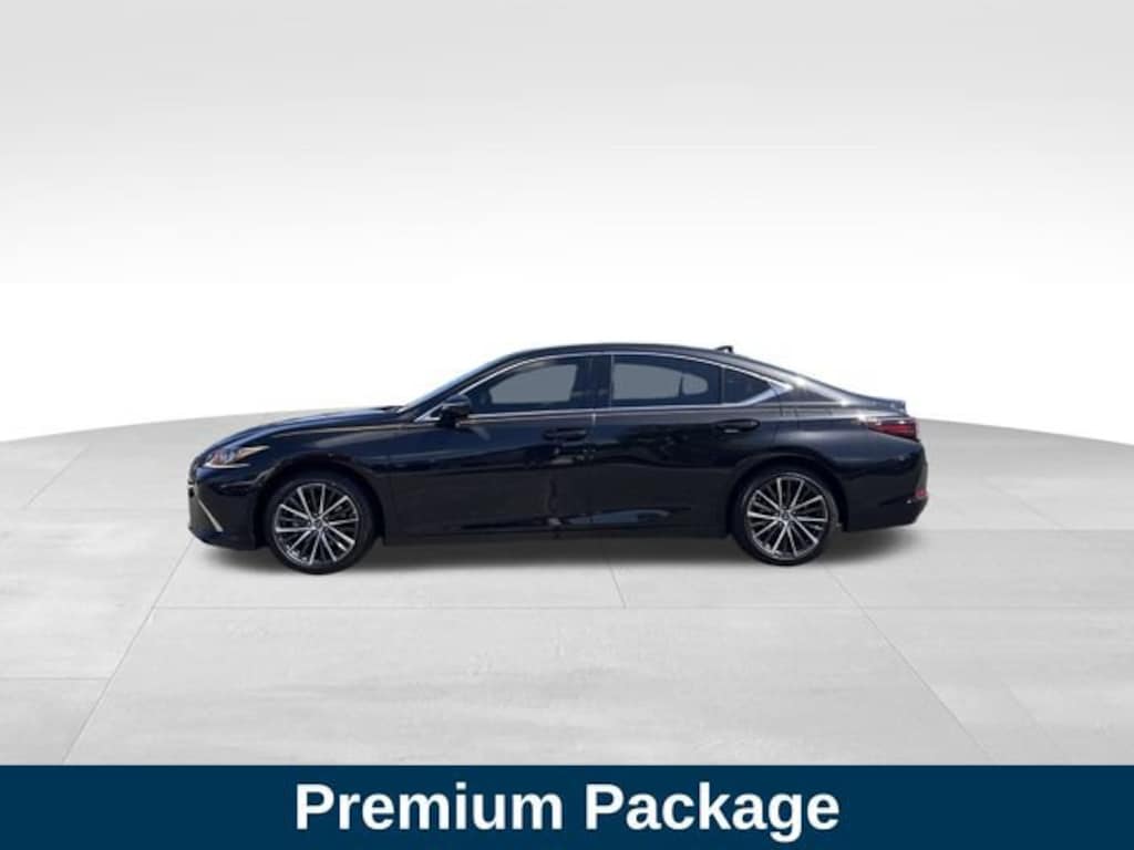 Used 2022 Lexus ES 350 Sedan