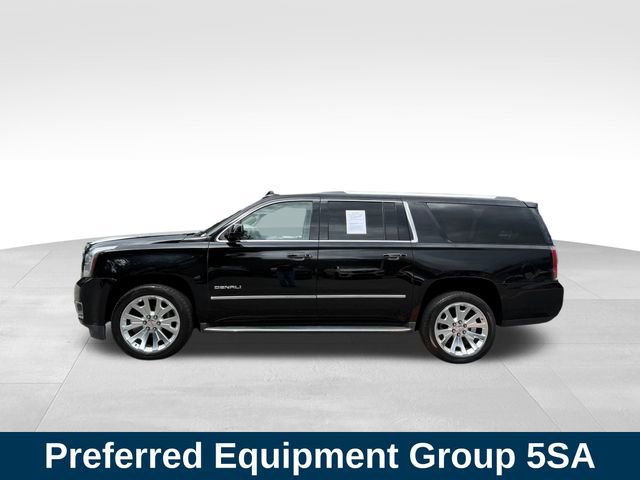 2017 Gmc Yukon XL Denali photo 2