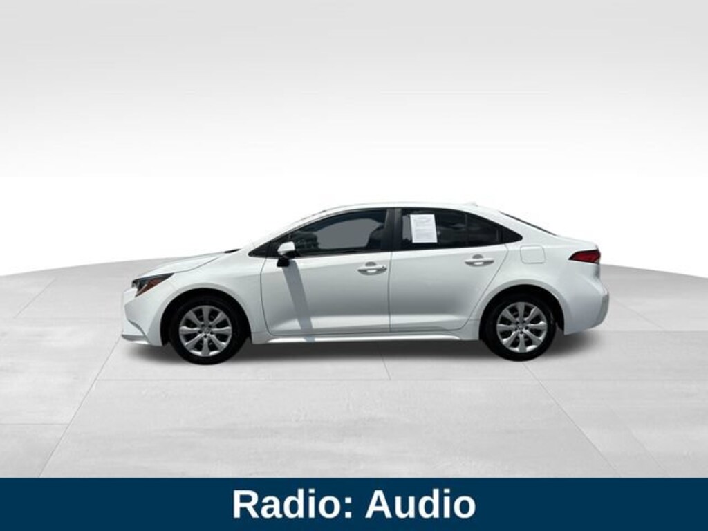 Used 2022 Toyota Corolla LE Sedan