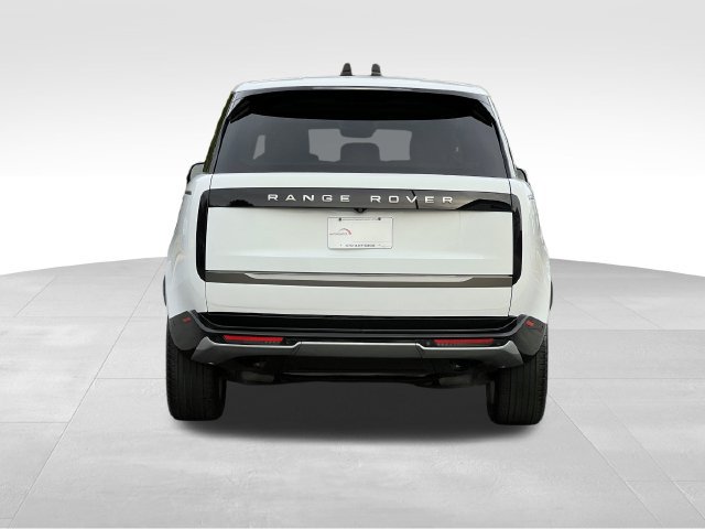 Used 2024 Land Rover Range Rover P400 SE SUV