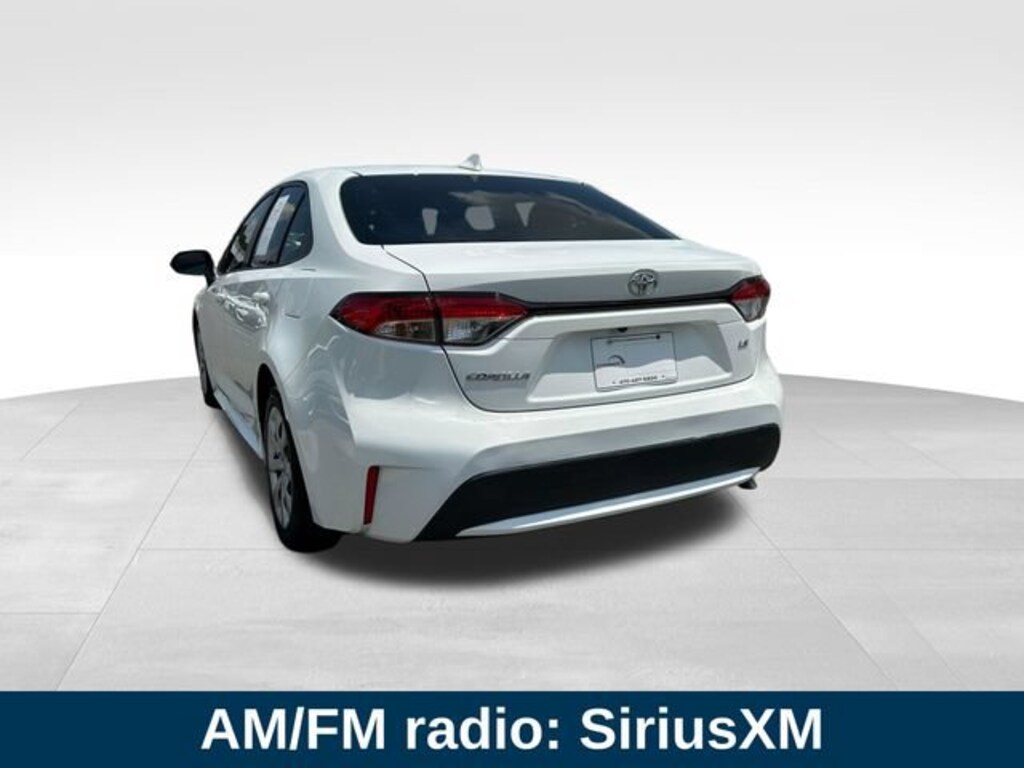 Used 2022 Toyota Corolla LE Sedan