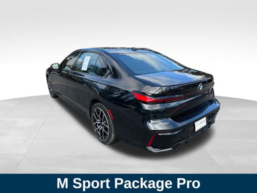 Used 2023 BMW 740i Sedan