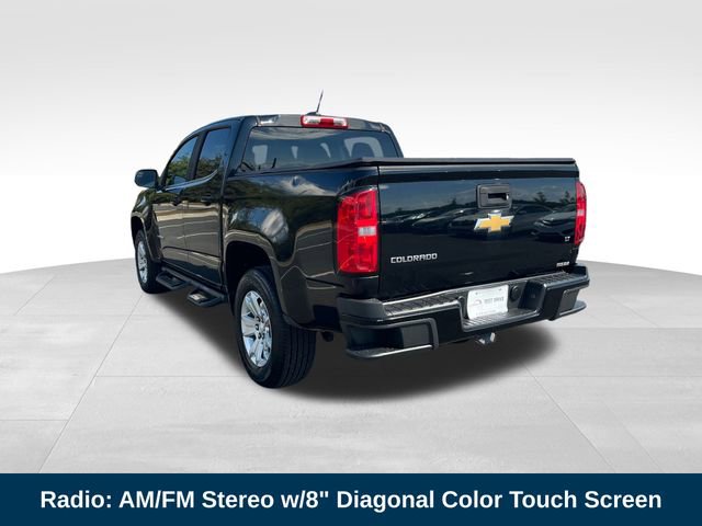 2017 Chevrolet Colorado LT photo 2