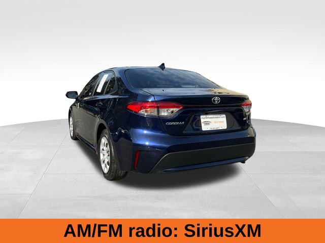 2021 Toyota Corolla LE photo 3