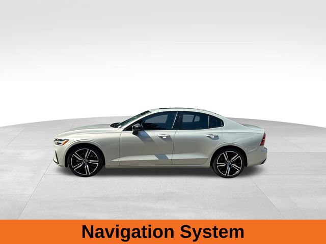2020 Volvo S60 R-Design T5 photo 2