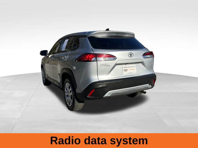 2024 Toyota Corolla Cross L photo 3