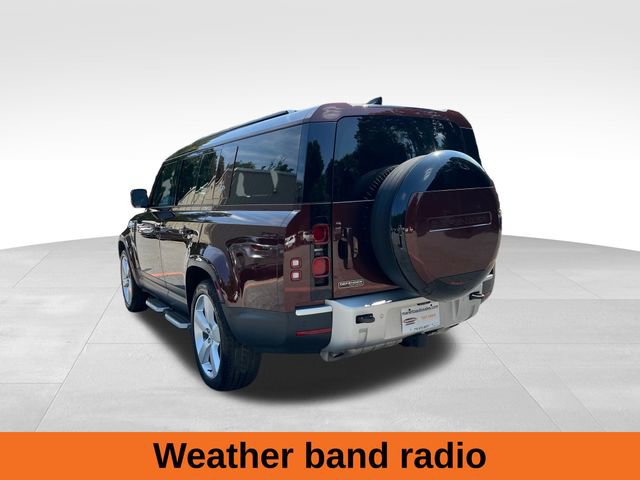 2023 Land Rover Defender 130 First Edition photo 3