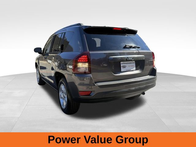 2016 Jeep Compass Sport photo 3