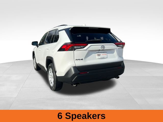 2019 Toyota RAV4 Premium XLE photo 3