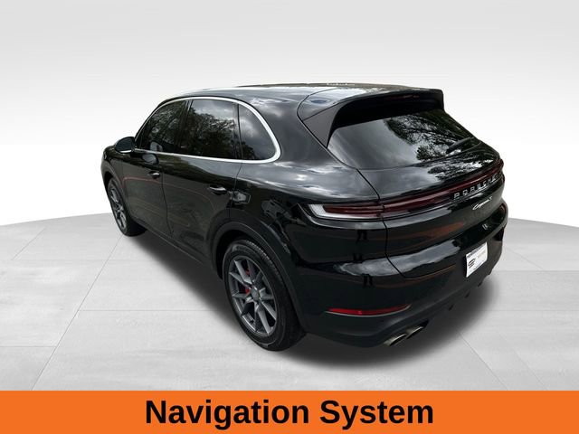 2024 Porsche Cayenne S photo 3