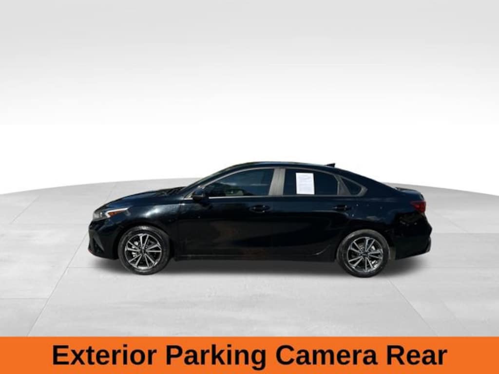 Used 2023 Kia Forte LXS Sedan