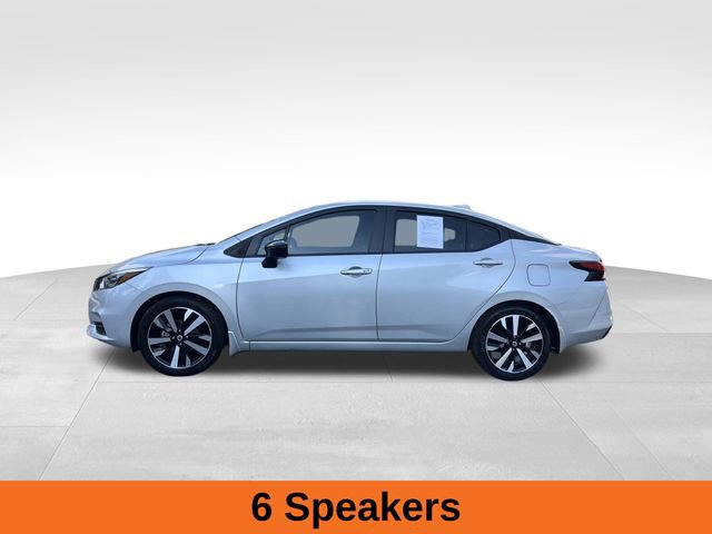 2022 Nissan Versa SR photo 2