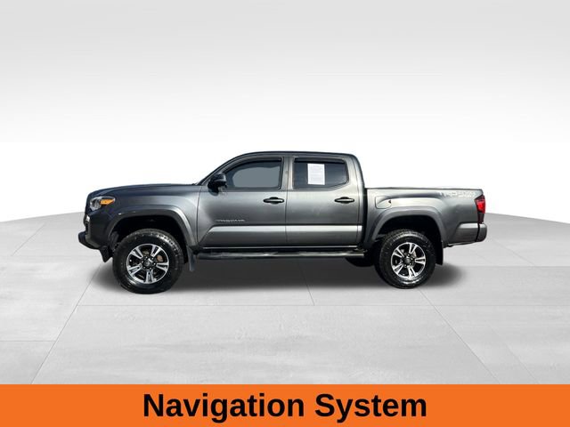 2018 Toyota Tacoma TRD Sport Double Cab V6 4x4 photo 2