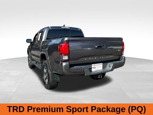 2018 Toyota Tacoma TRD Sport Double Cab V6 4x4 photo 3