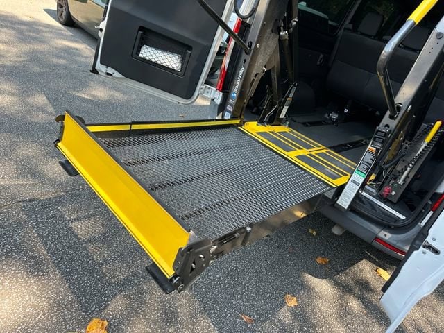 2021 Mercedes-Benz Sprinter Passenger Van Base - Photo 41