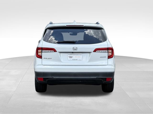 2022 Honda Pilot Special Edition photo 2