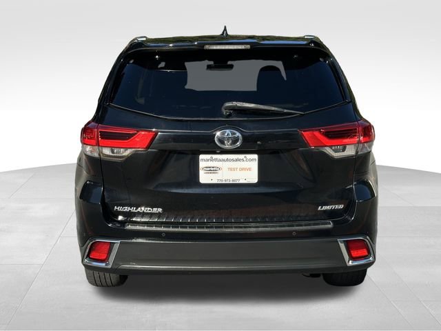 2017 Toyota Highlander Limited photo 2