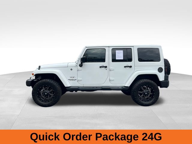 2016 Jeep Wrangler Unlimited Sahara photo 2