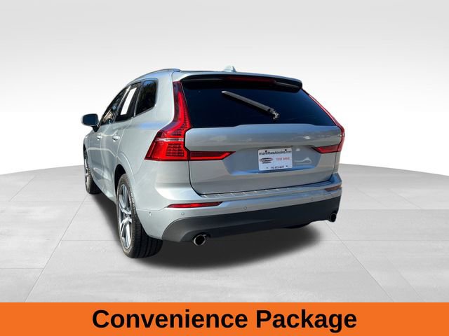 2018 Volvo XC60 Momentum T5 photo 2